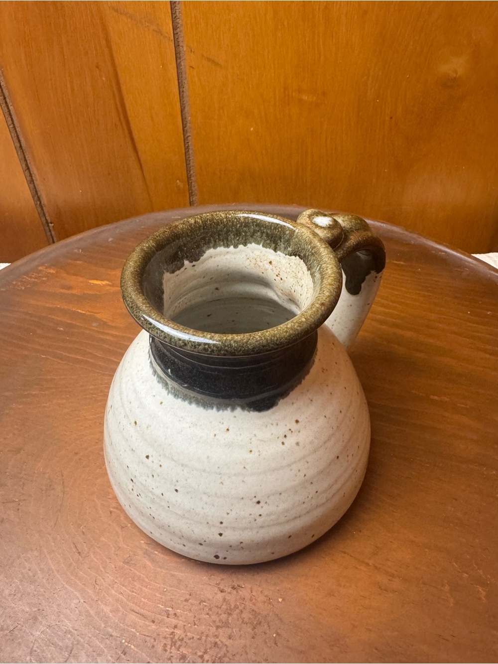 Speckled Ceramic Pitcher with Glossy Black Rim and Handle - Picture 4 of 9